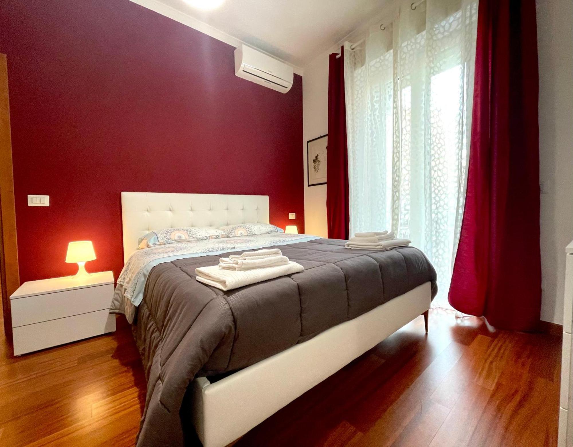 Lucens Domus Appartamento Roma Quartiere Trieste - Vicino Metro B1 - Eksteriør billede