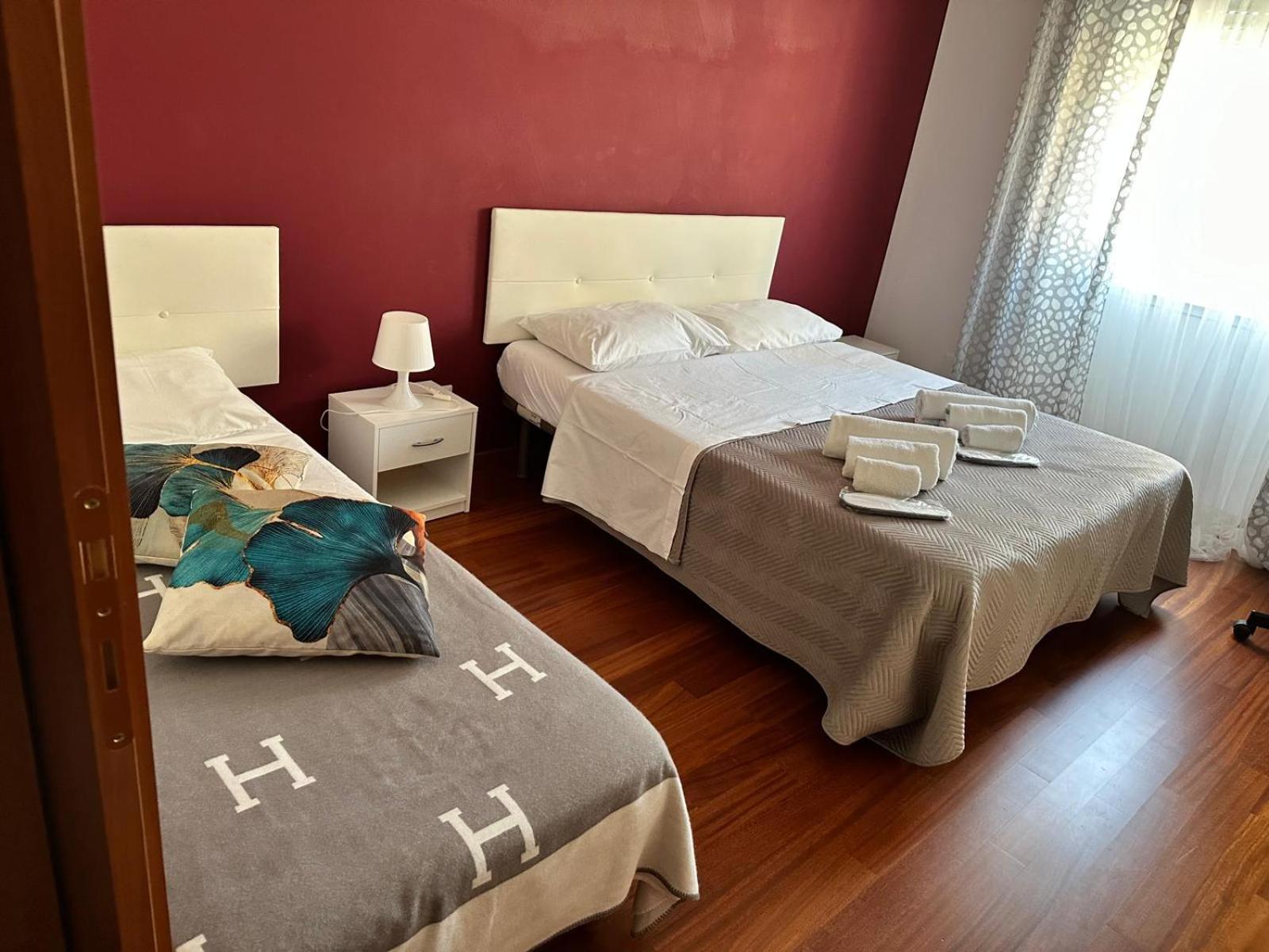 Lucens Domus Appartamento Roma Quartiere Trieste - Vicino Metro B1 - Eksteriør billede